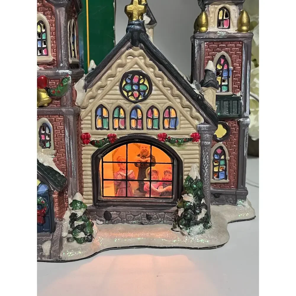 Holiday‎ Lighted Porcelain House Church Singing Choir Original Box Pre-owned
